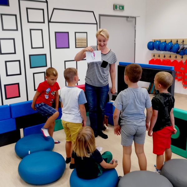 Kurs Simple English — Angielski przez zabawę